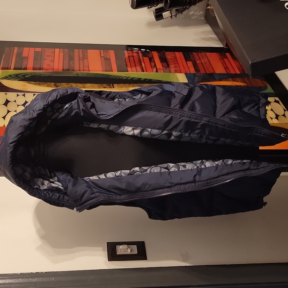 Coach Jackets & Blazers - Authentic Coach Hooded Puffer Vest (F83818)